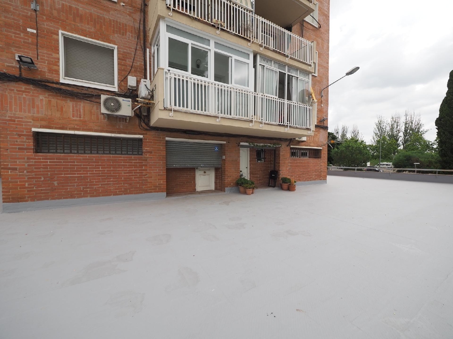  till salu lokal El Taió Baix Llobregat 8