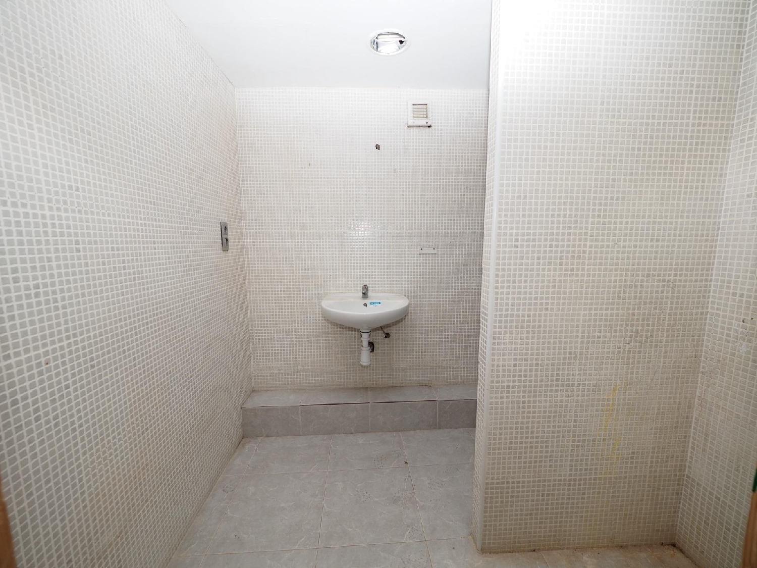  till salu lokal El Taió Baix Llobregat 5