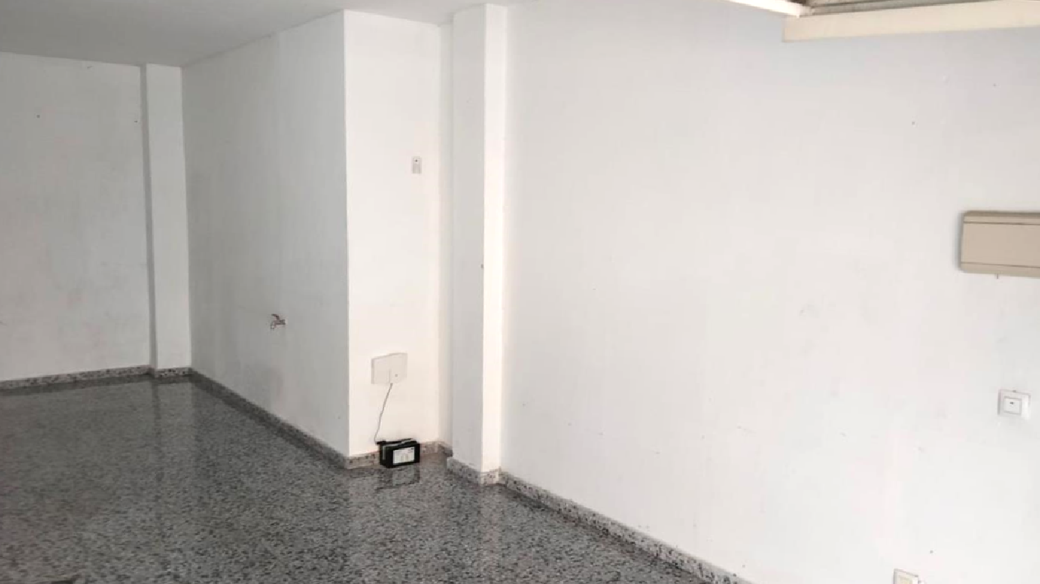  en venta local La Linea De La Concepcion Campo De Gibraltar 4