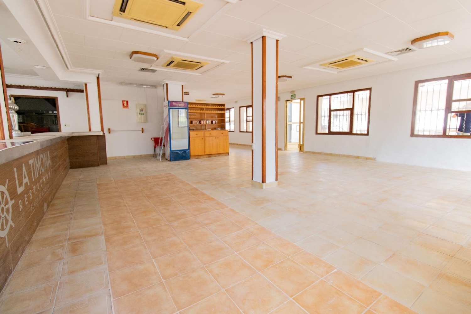  till salu lokal L'alqueria Plana Baixa 3