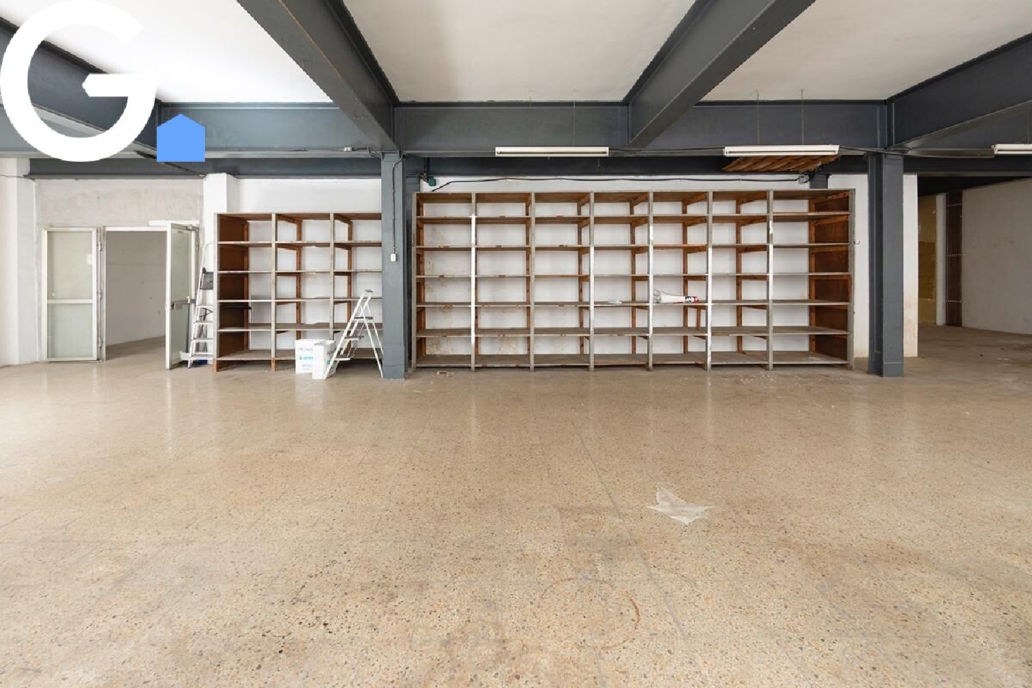  till salu lokal L'hospitalet De Llobregat Centre Barcelonès 7