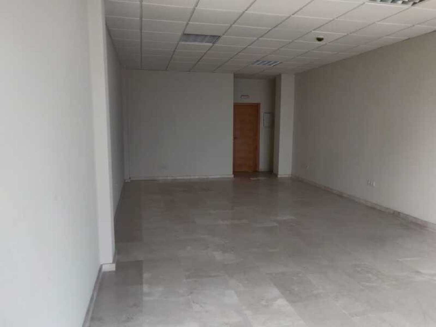 à vendre local commercial Los Barrios Campo De Gibraltar 2
