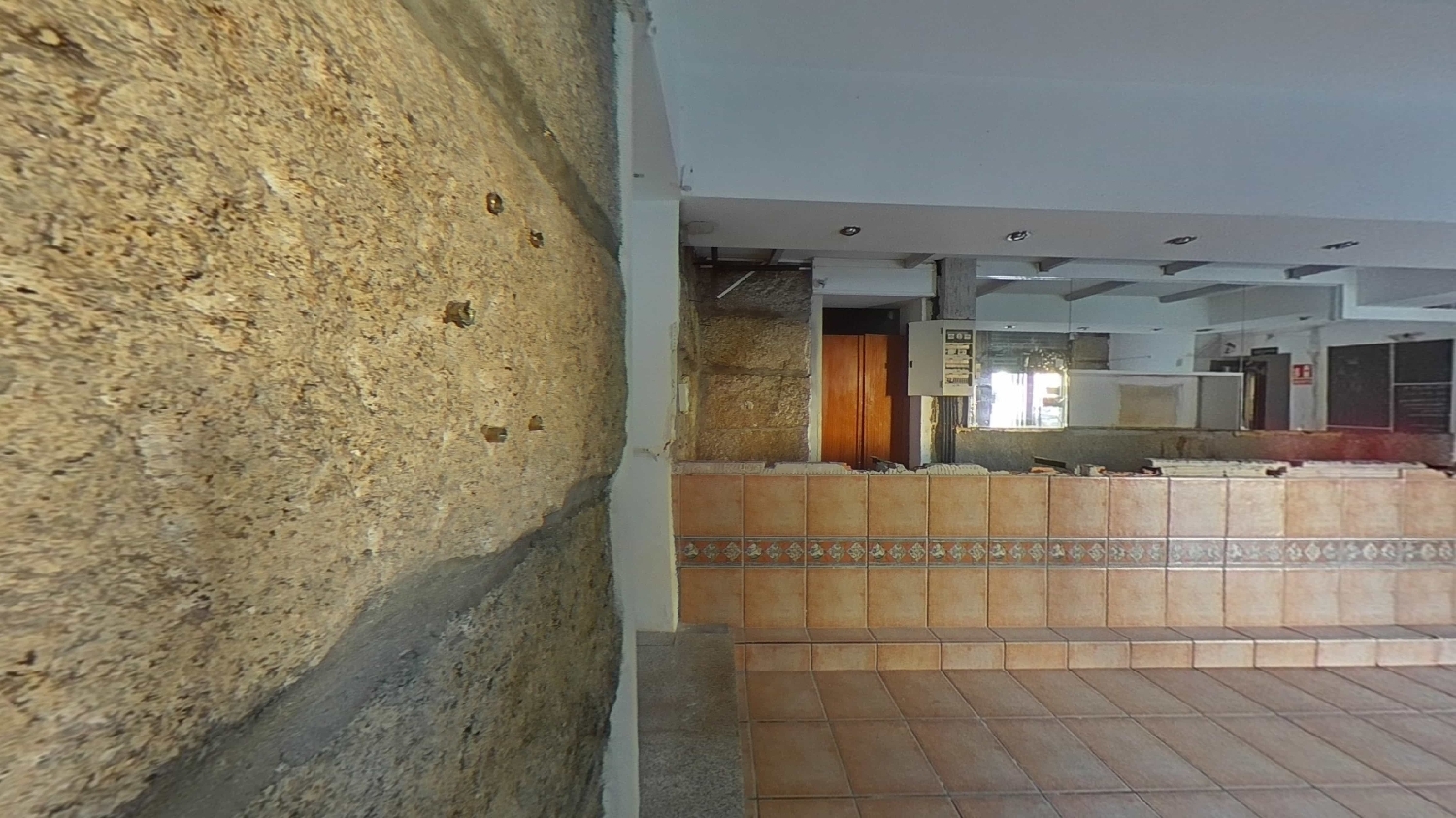 till salu lokal Ourense Casco Antiguo Ourense 2