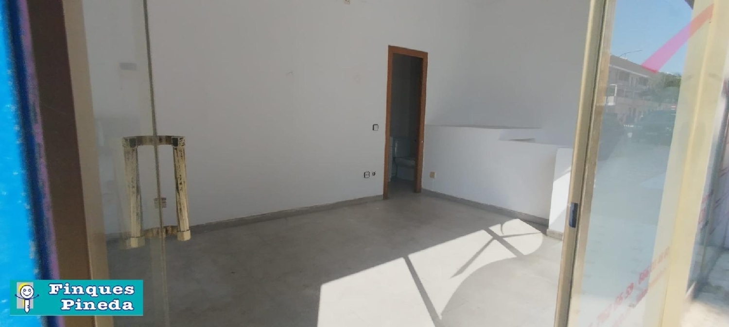 à vendre local commercial Pineda De Mar Maresme 3