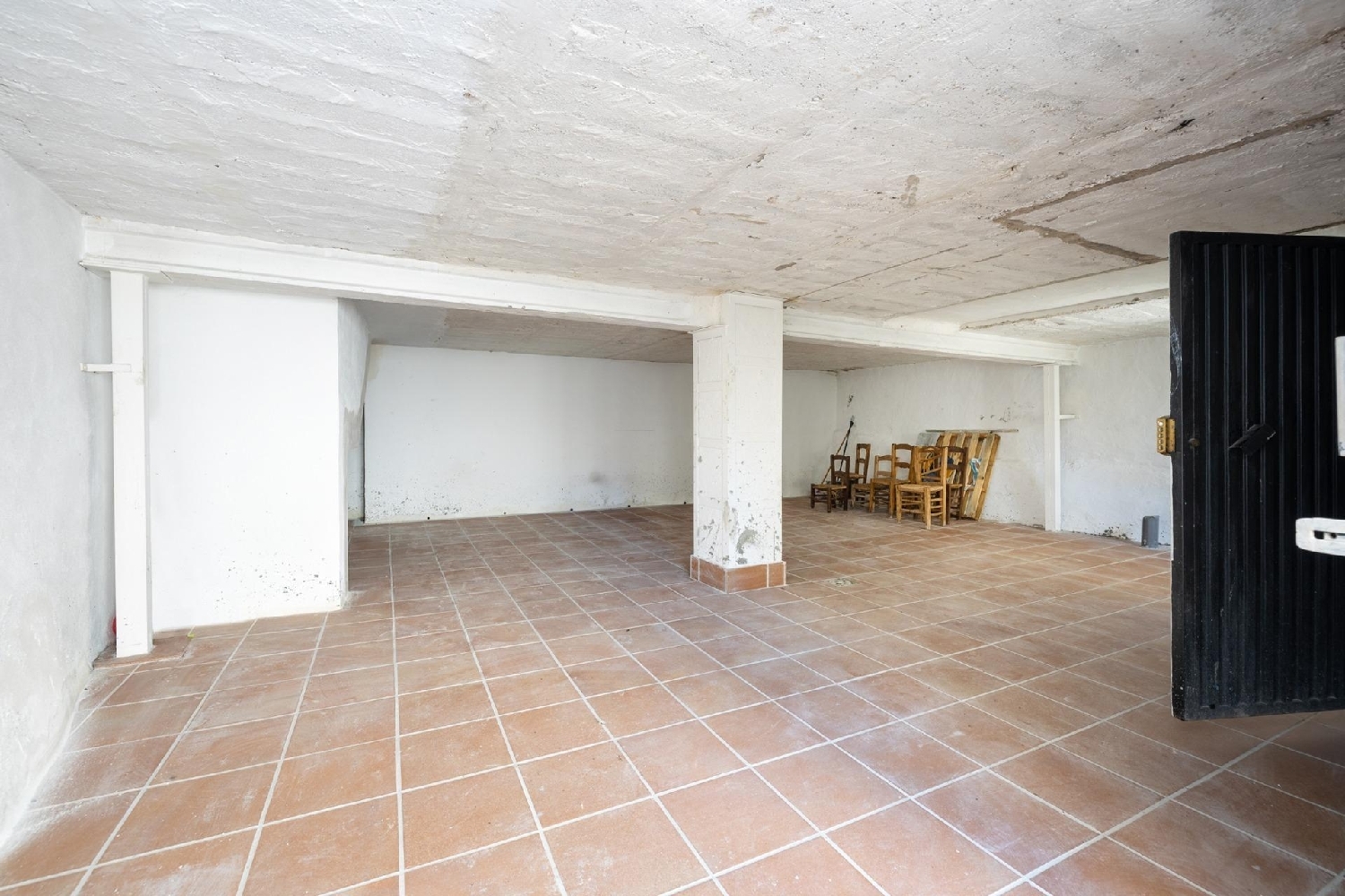  à vendre local commercial Puerto Lope Loja 8