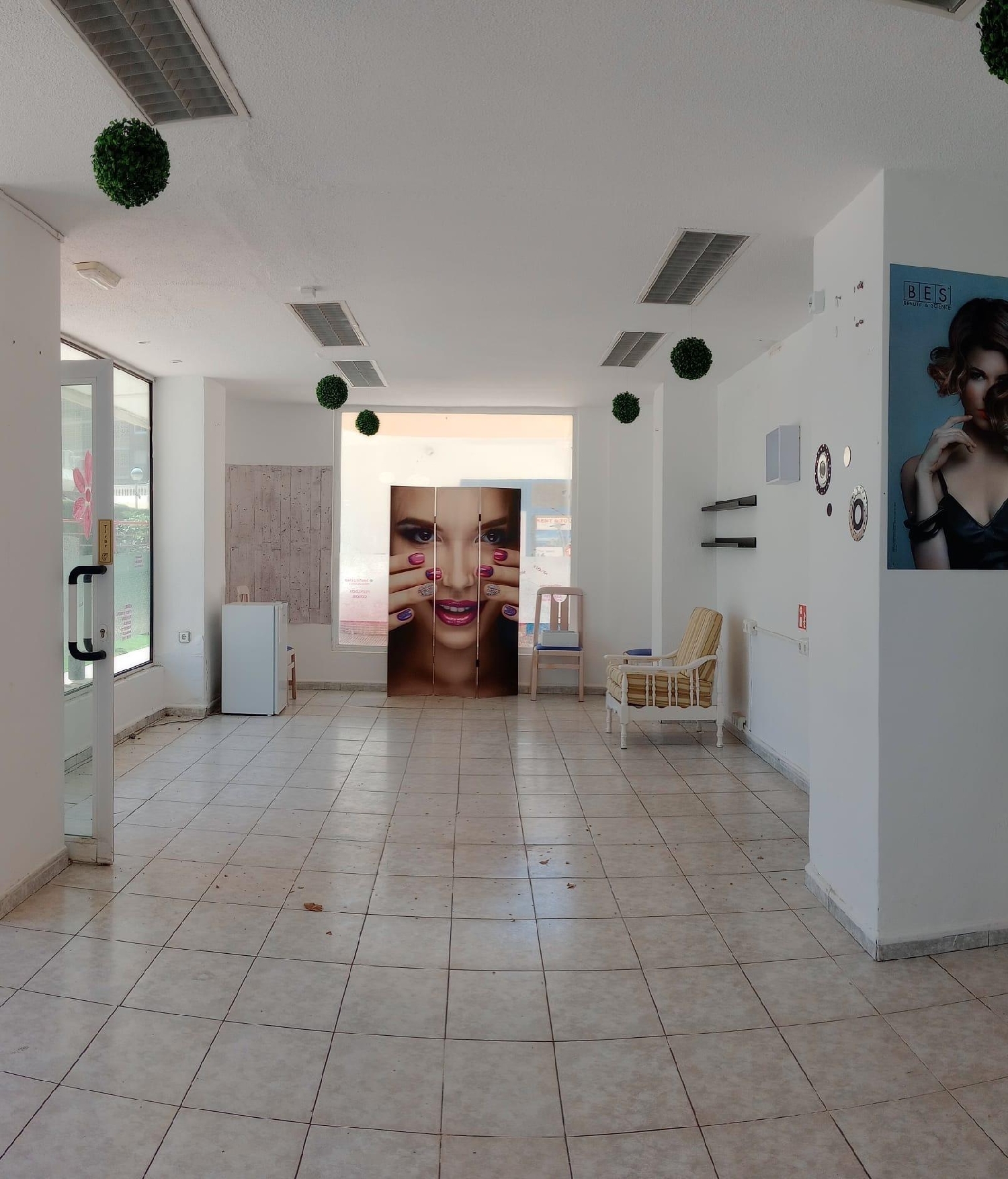 à vendre local commercial Rincón De Loix Marina Baixa 2