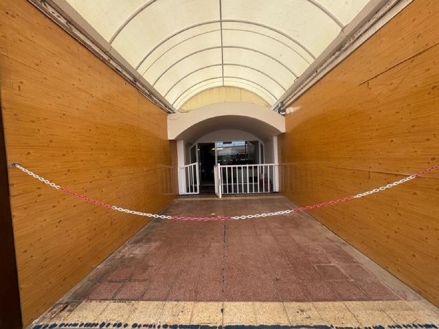  en venta local San Bartolomé De Tirajana Área Sur 3