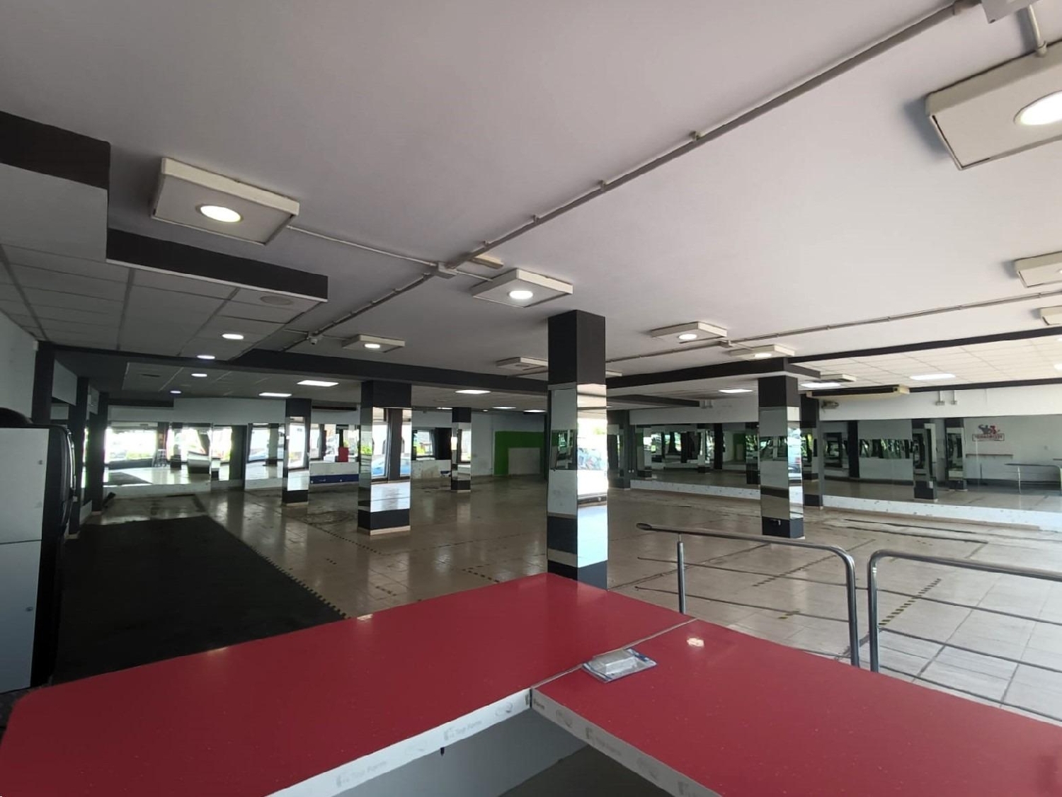  te koop bedrijfsruimte Santa Lucia De Tirajana Área Sur 2