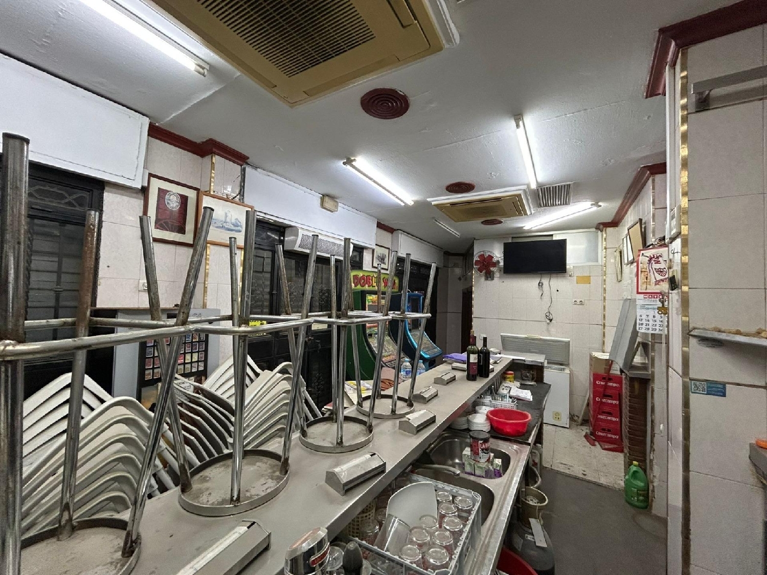  for sale commercial premise Sevilla La Nueva Sur 3