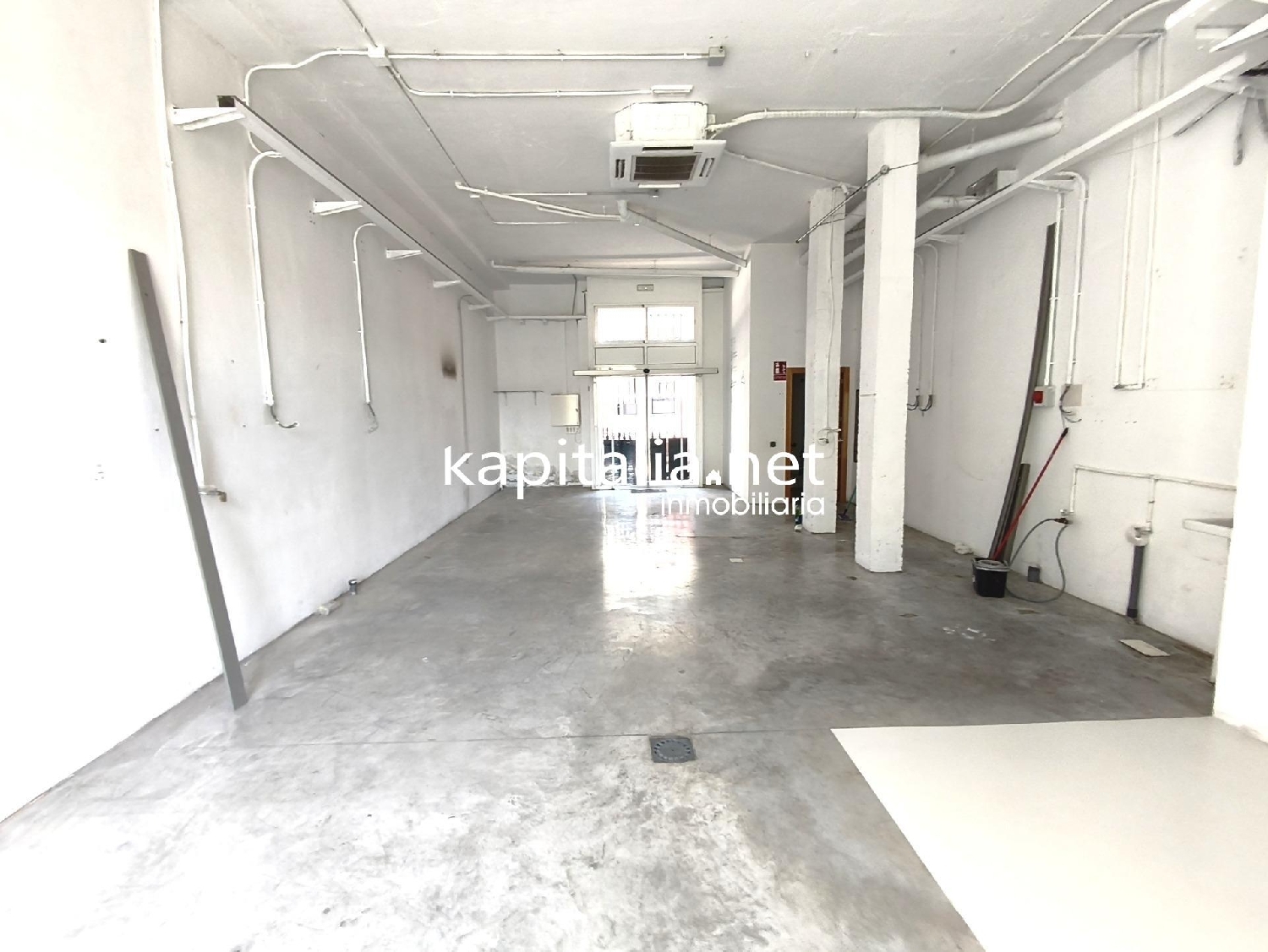 en venta local Urbanització D'hèlios Vall D'albaida 2