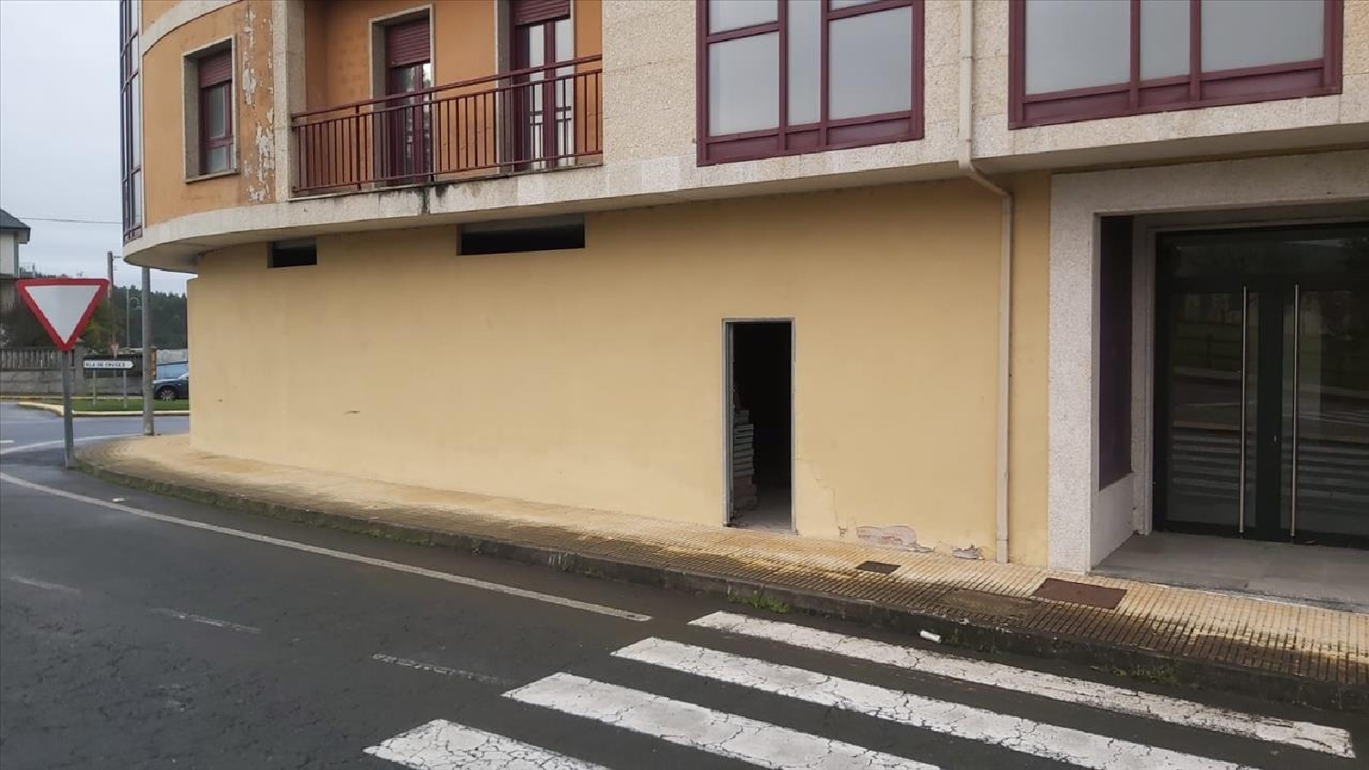  en venta local Vila De Cruces Deza 6