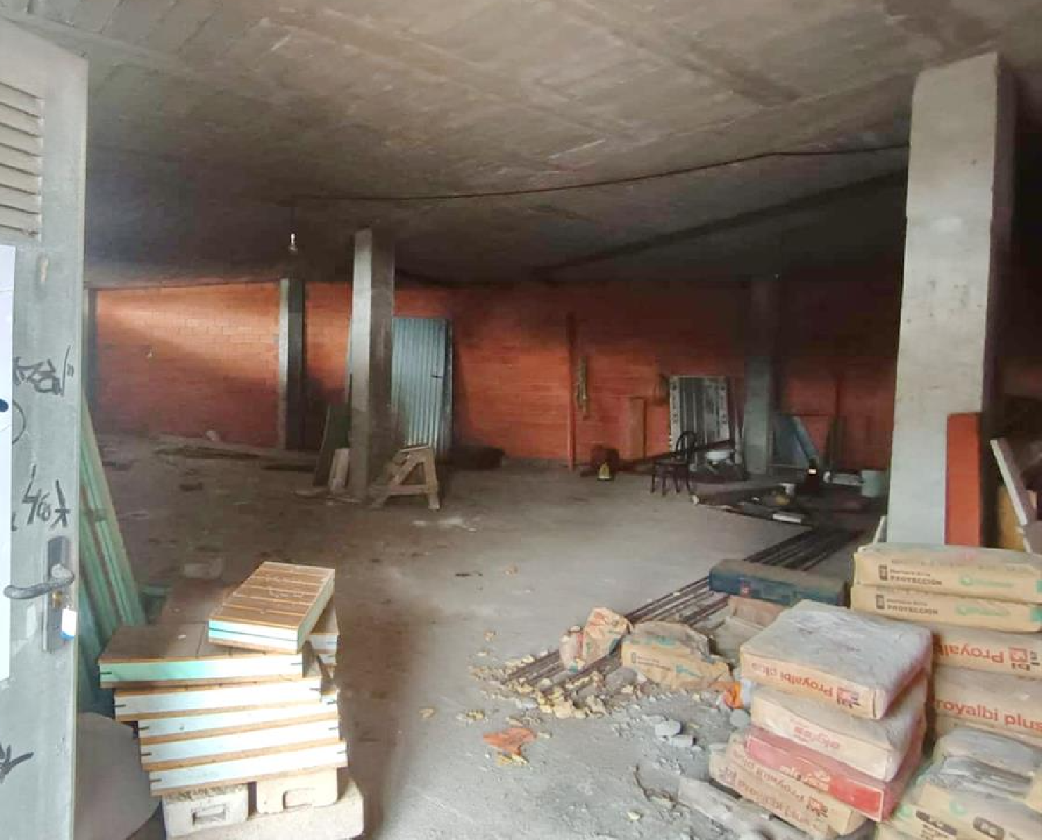  en venta local Vila De Cruces Deza 8