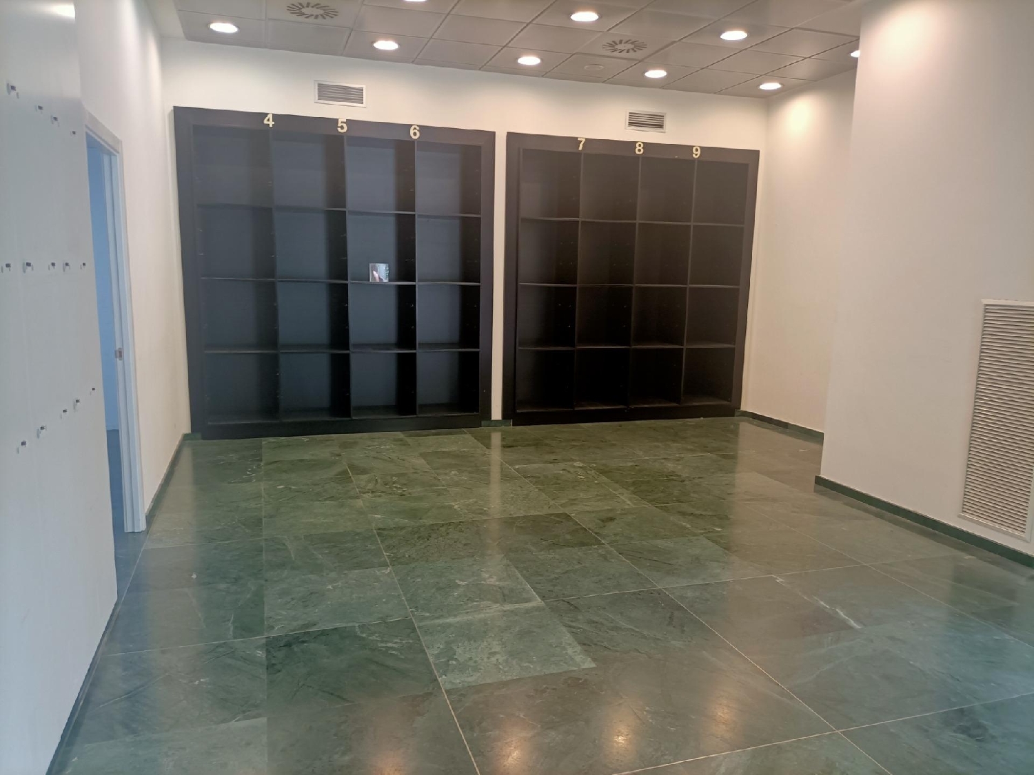 for sale commercial premise Zaragoza Centro 50004 D.C. Zaragoza 3