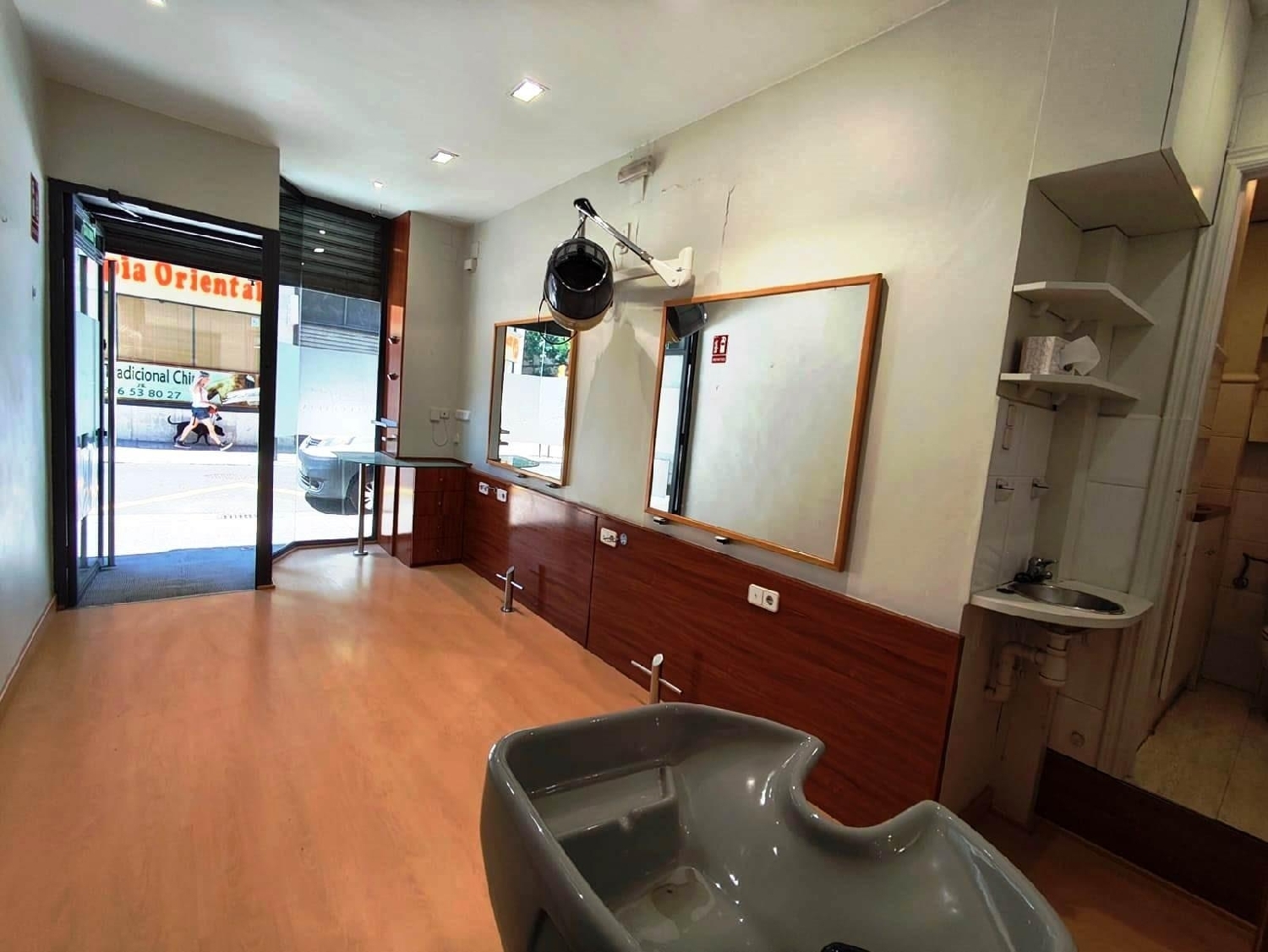  te koop bedrijfsruimte Zaragoza Centro 50004 D.C. Zaragoza 2