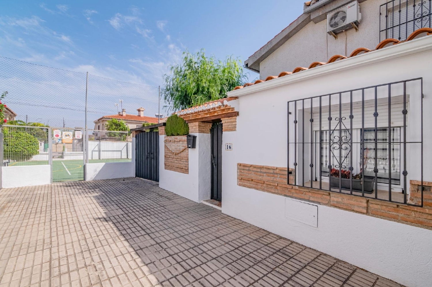  te koop twee-onder-een-kapwoning Híjar Vega De Granada 4