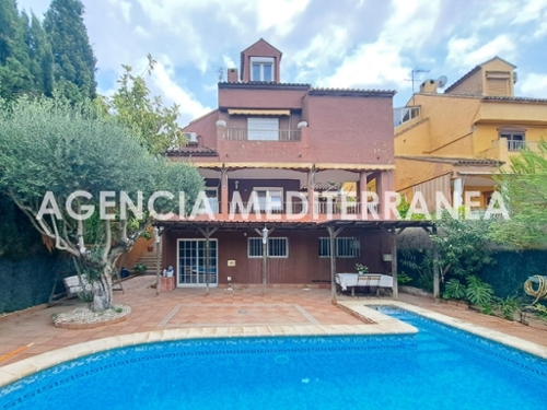 Paterna Horta Oest twee-onder-een-kapwoning foto 6279887