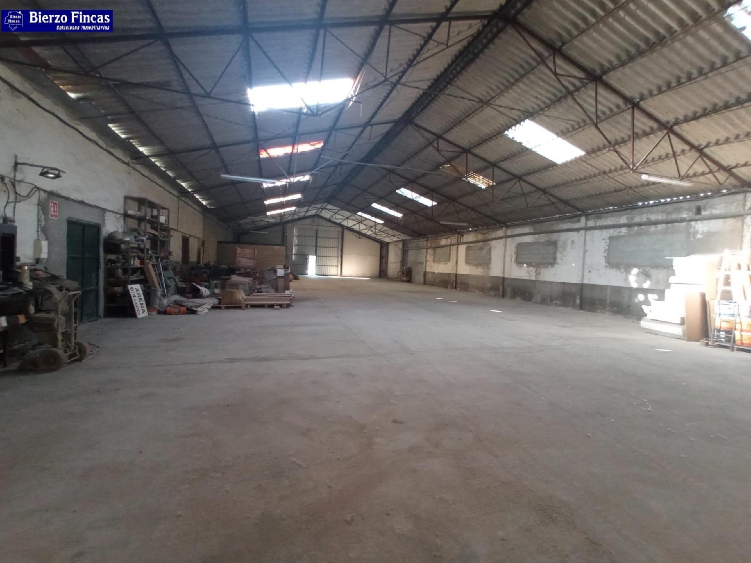 à vendre boutique Ponferrada 24400 Bierzo (El) 3