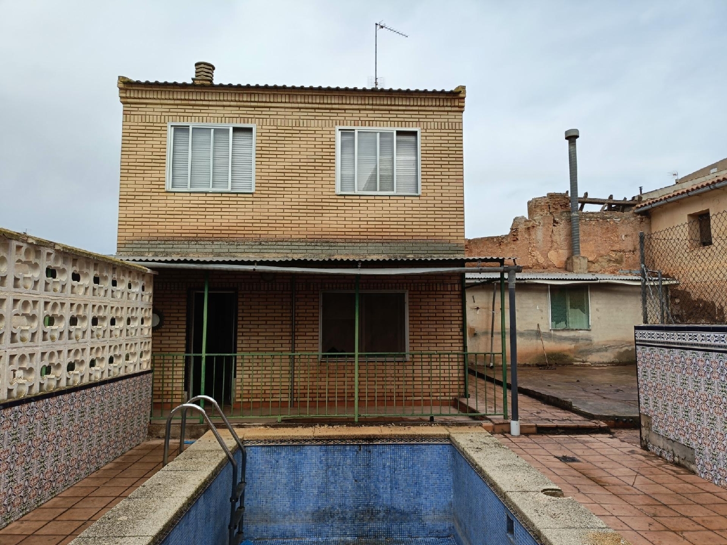 te koop rijtjeshuis Codo Campo De Belchite 6