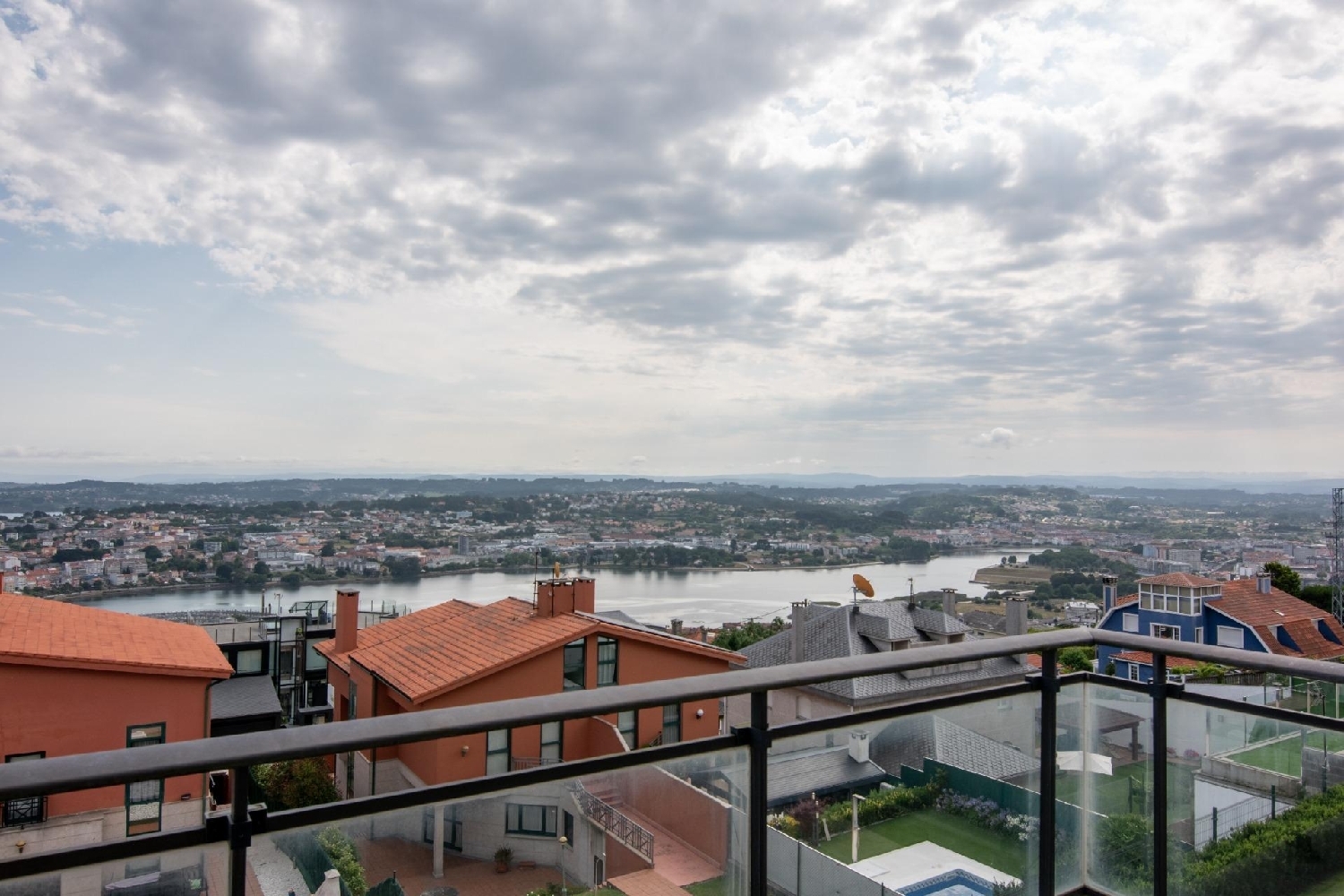 till salu villa Culleredo Coruña 3