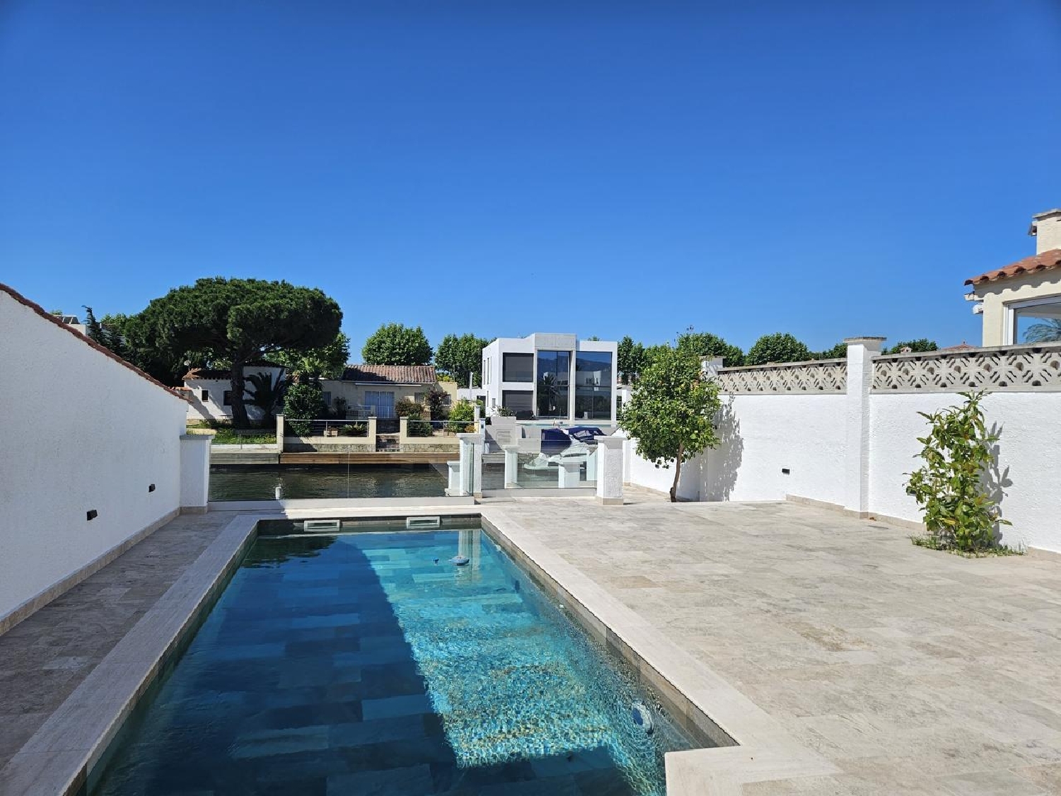 te koop villa Empuriabrava Alt Empordà 2