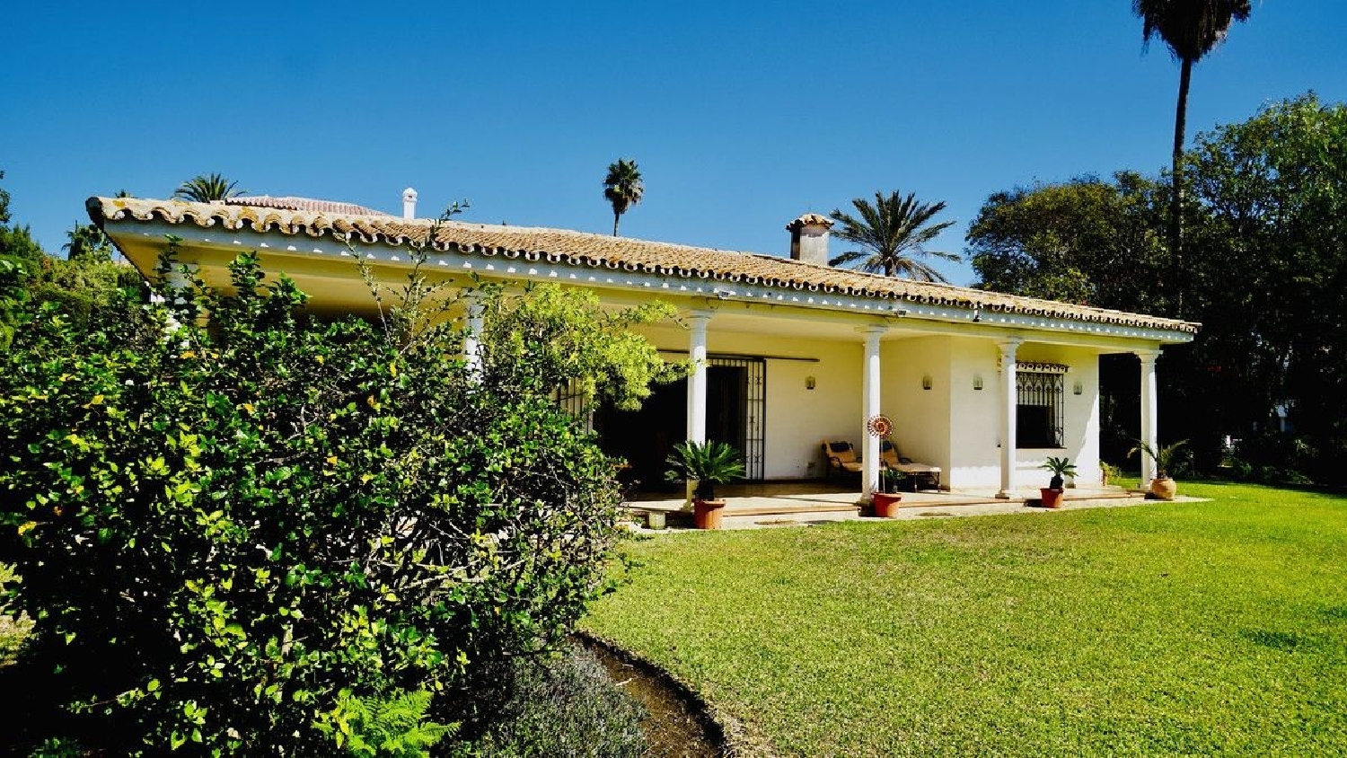  te koop villa Estepona Costa Del Sol Occidental 1
