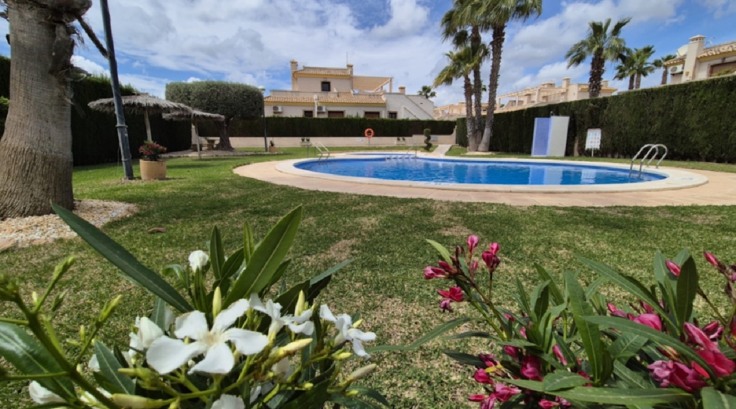 te koop villa Orihuela Costa Baix Segura 2