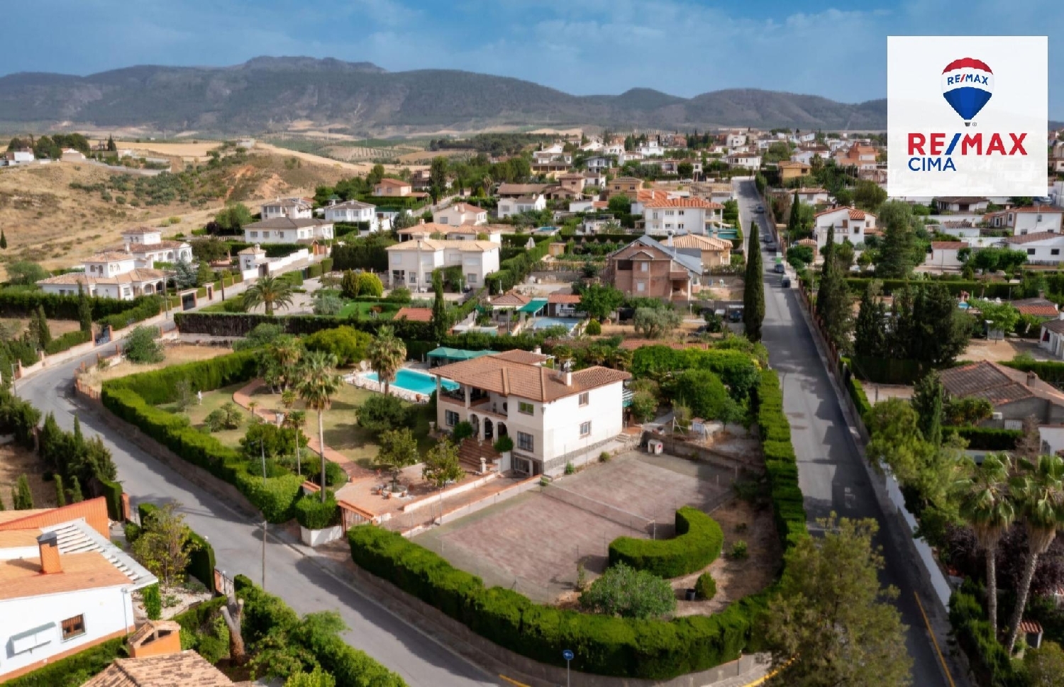 te koop villa Otura Vega De Granada 3