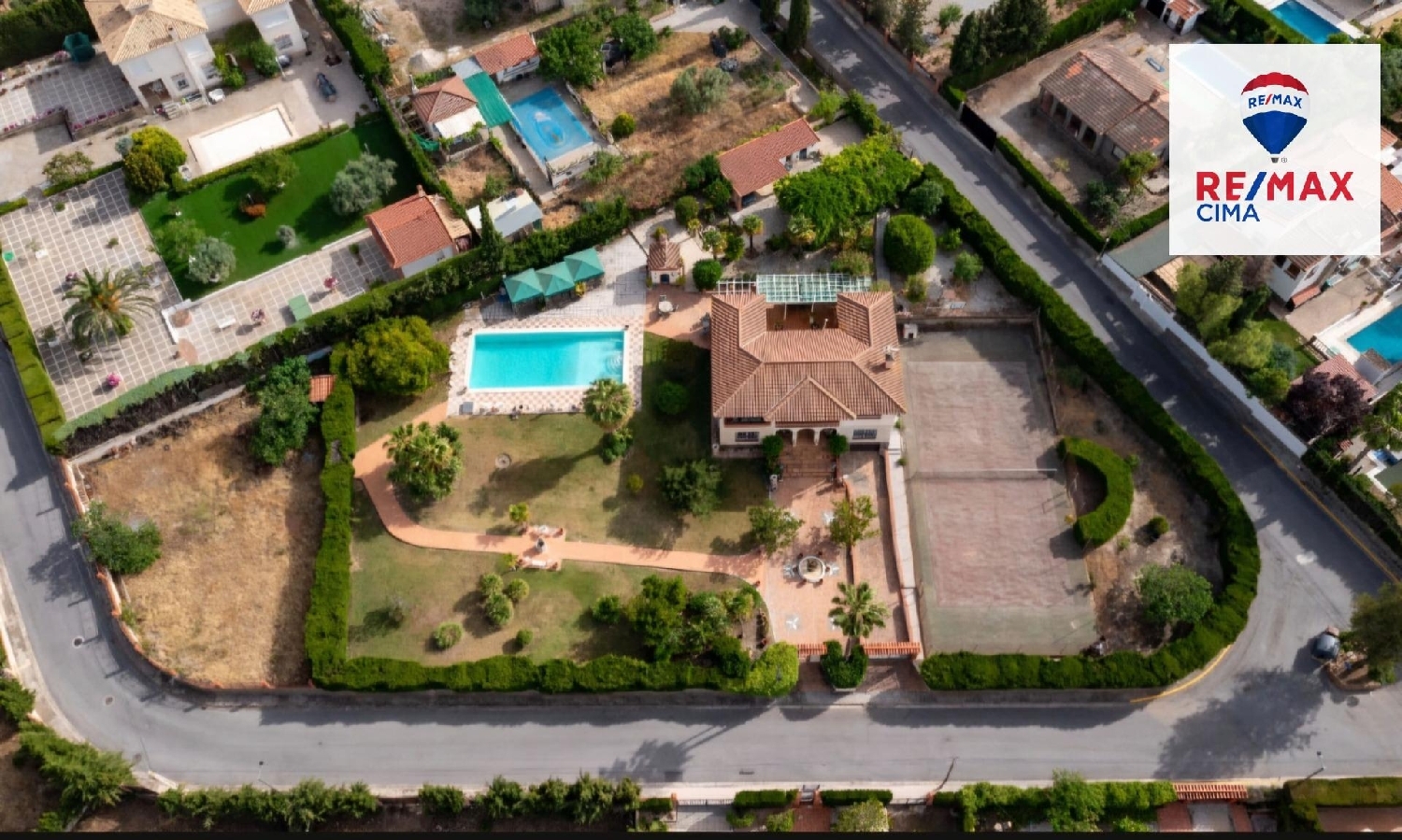 te koop villa Otura Vega De Granada 2
