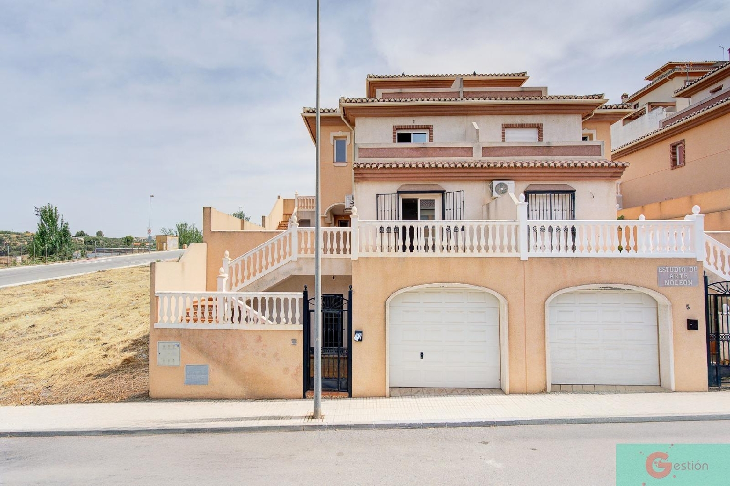 te koop villa Peligros Vega De Granada 2