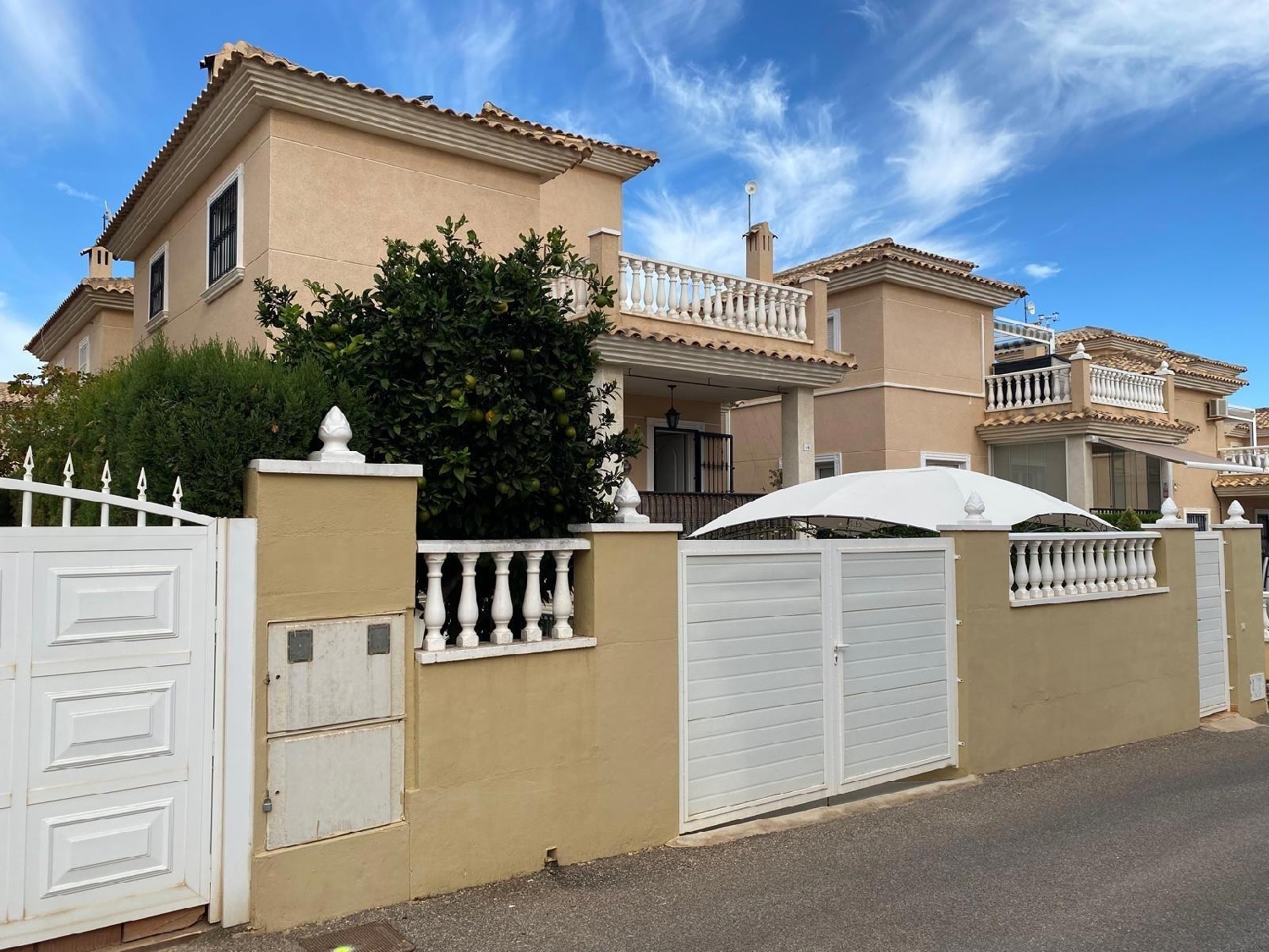  till salu villa Urbanización Lomas De Don Juan Baix Segura 1