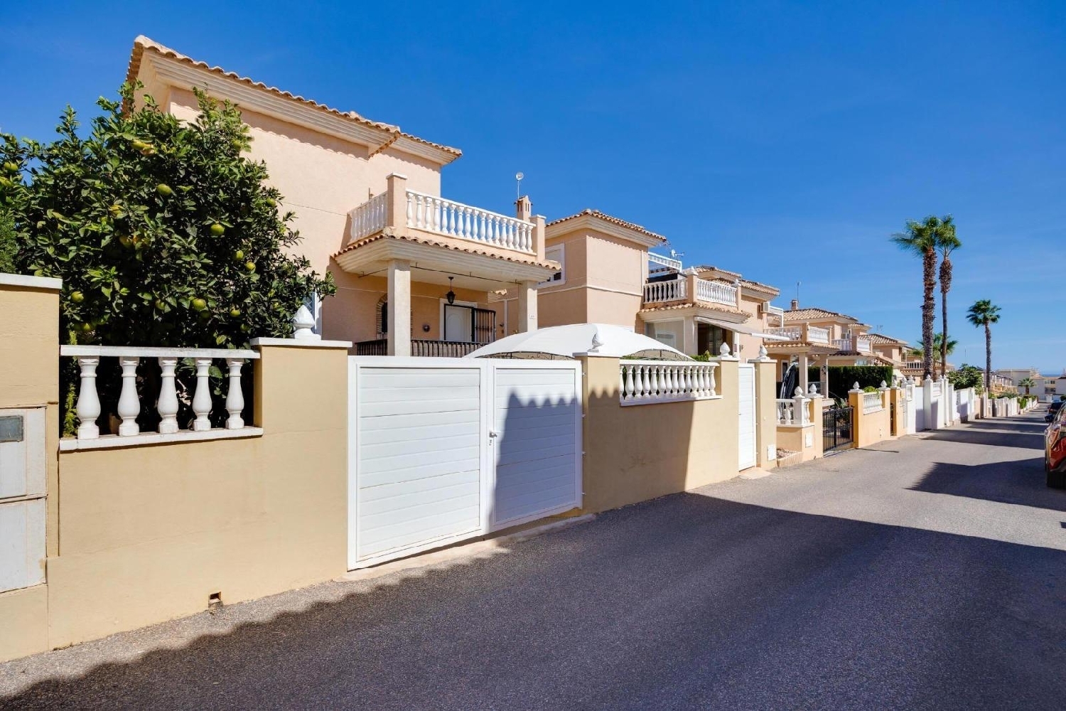  till salu villa Urbanización Lomas De Don Juan Baix Segura 4