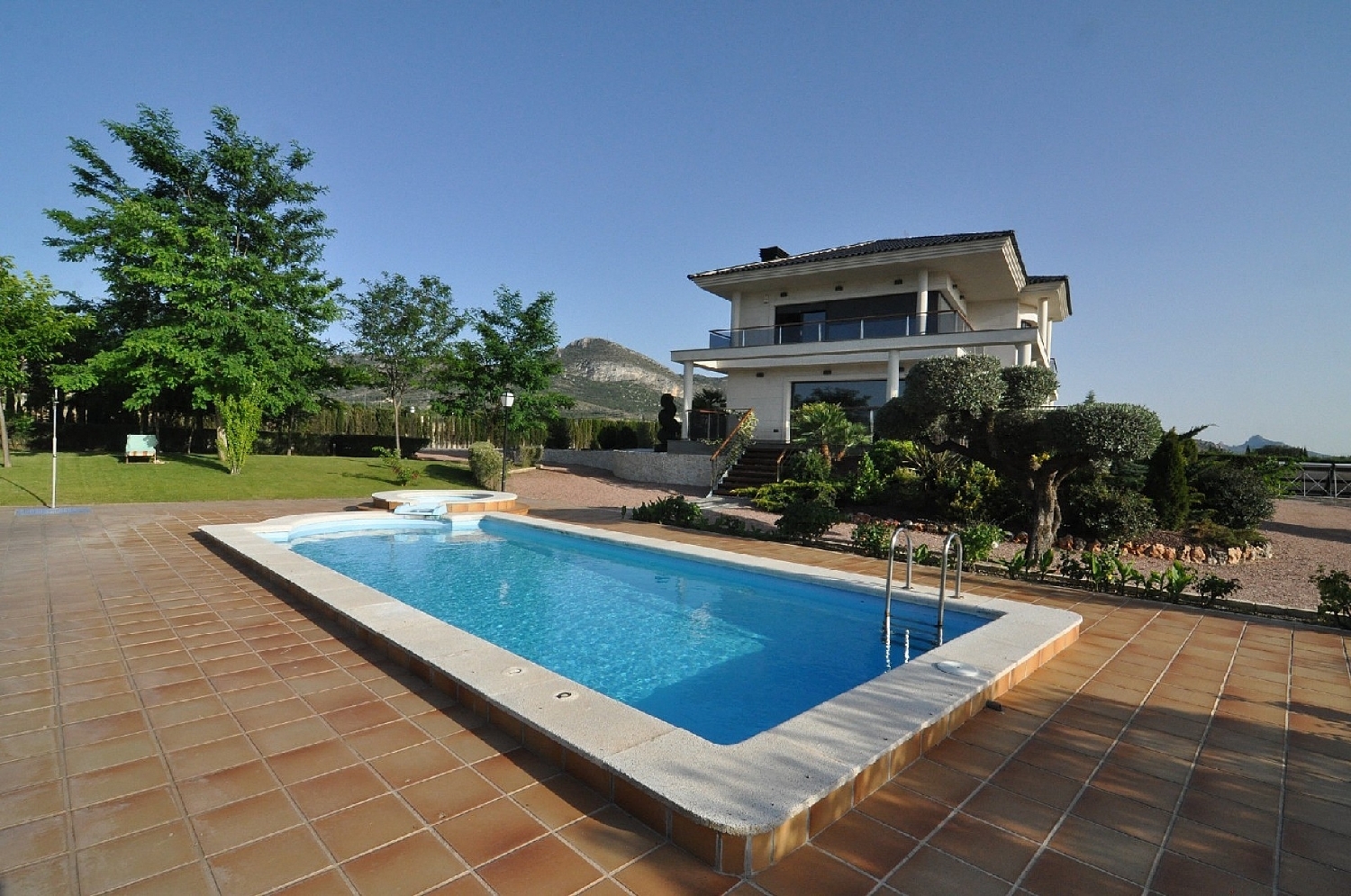 till salu villa Villena Alt Vinalopó 2