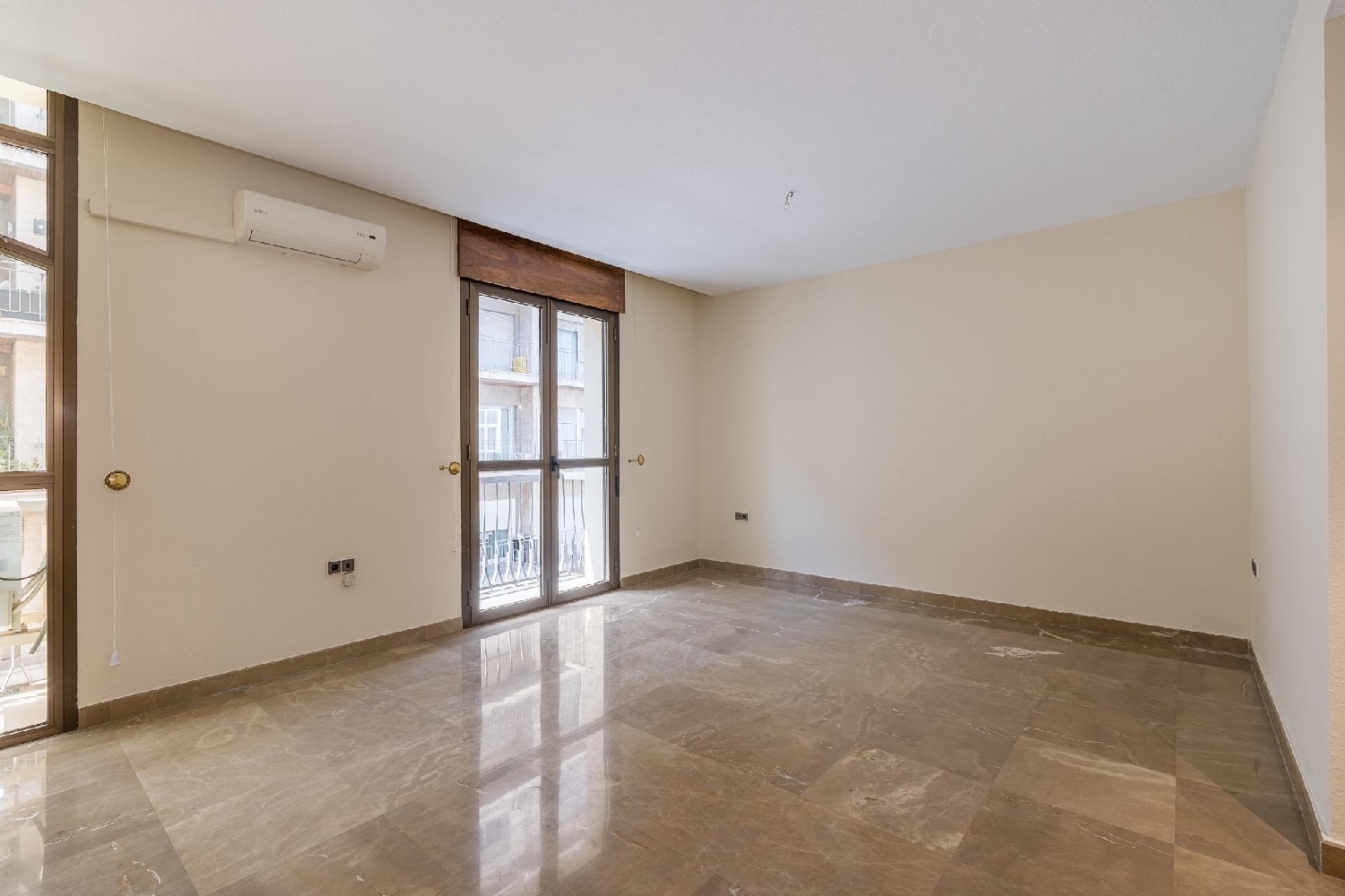  te koop appartement Barrio De Granada Alacantí 7