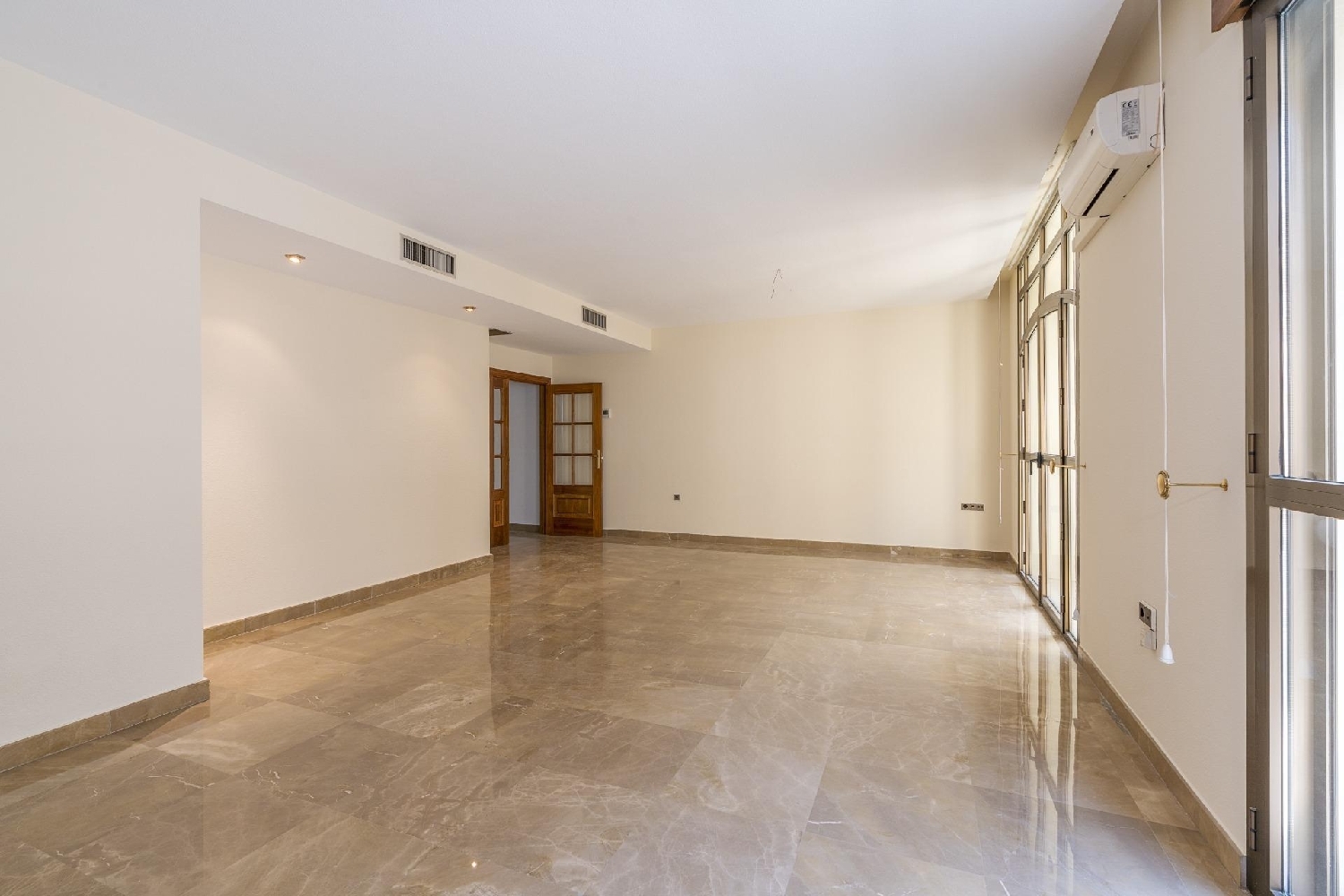  te koop appartement Barrio De Granada Alacantí 8