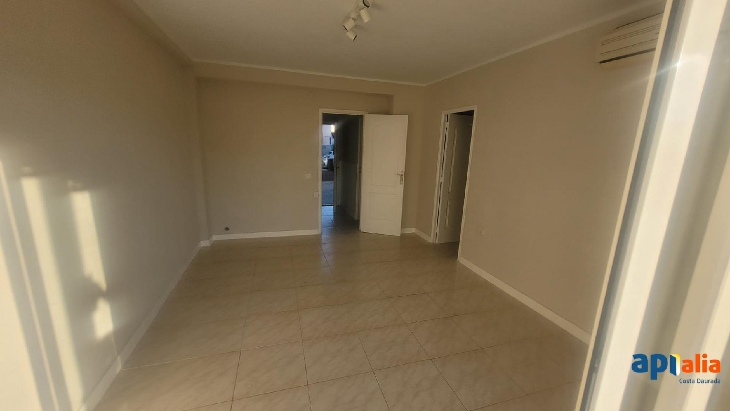  for sale apartment Urbanitzacio Les Boveres Alt Camp 4