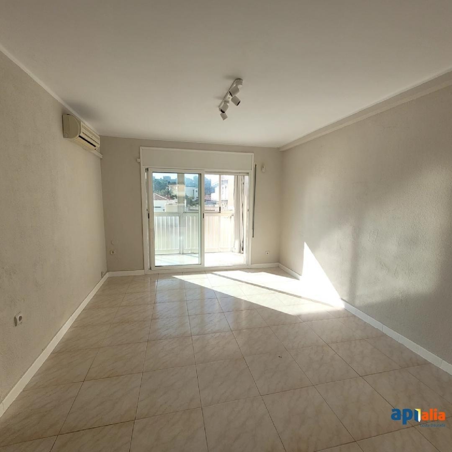  for sale apartment Urbanitzacio Les Boveres Alt Camp 3