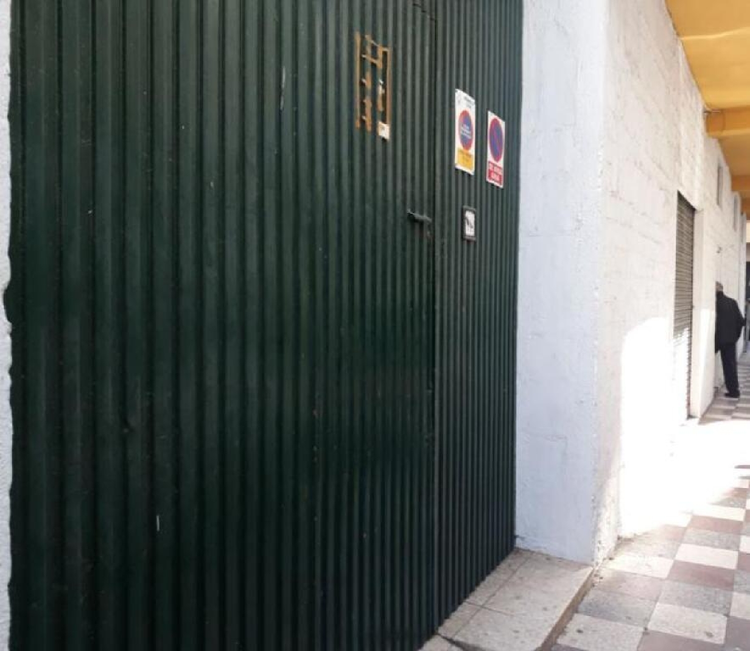  te koop bedrijfsruimte/ kantoor Estepona Costa Del Sol Occidental 2