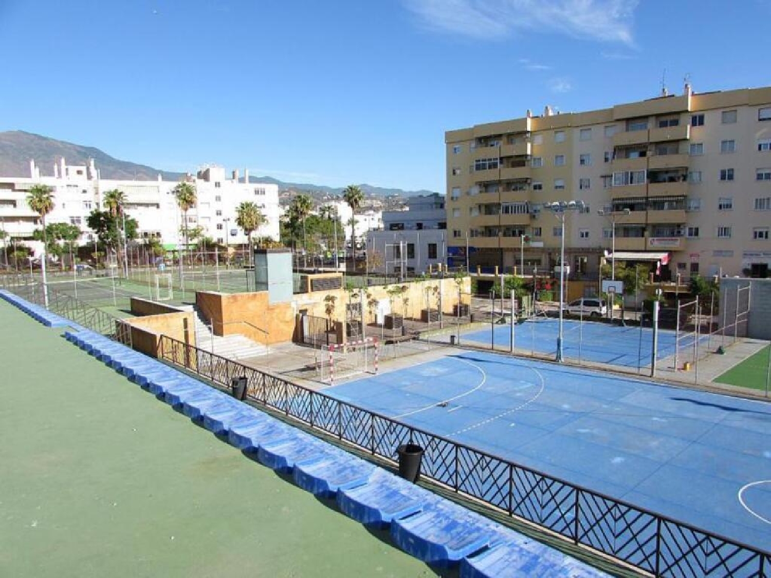  te koop bedrijfsruimte/ kantoor Estepona Costa Del Sol Occidental 3