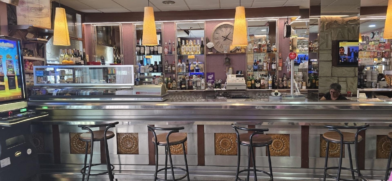  en venta local comercial Sant Carles De La Ràpita Montsià 2
