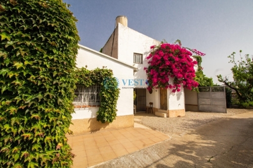 Barriada Les Tres Creus Bages casa foto 6293091