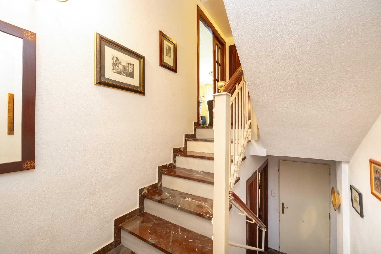  till salu hus Barrio De Granada Alacantí 8