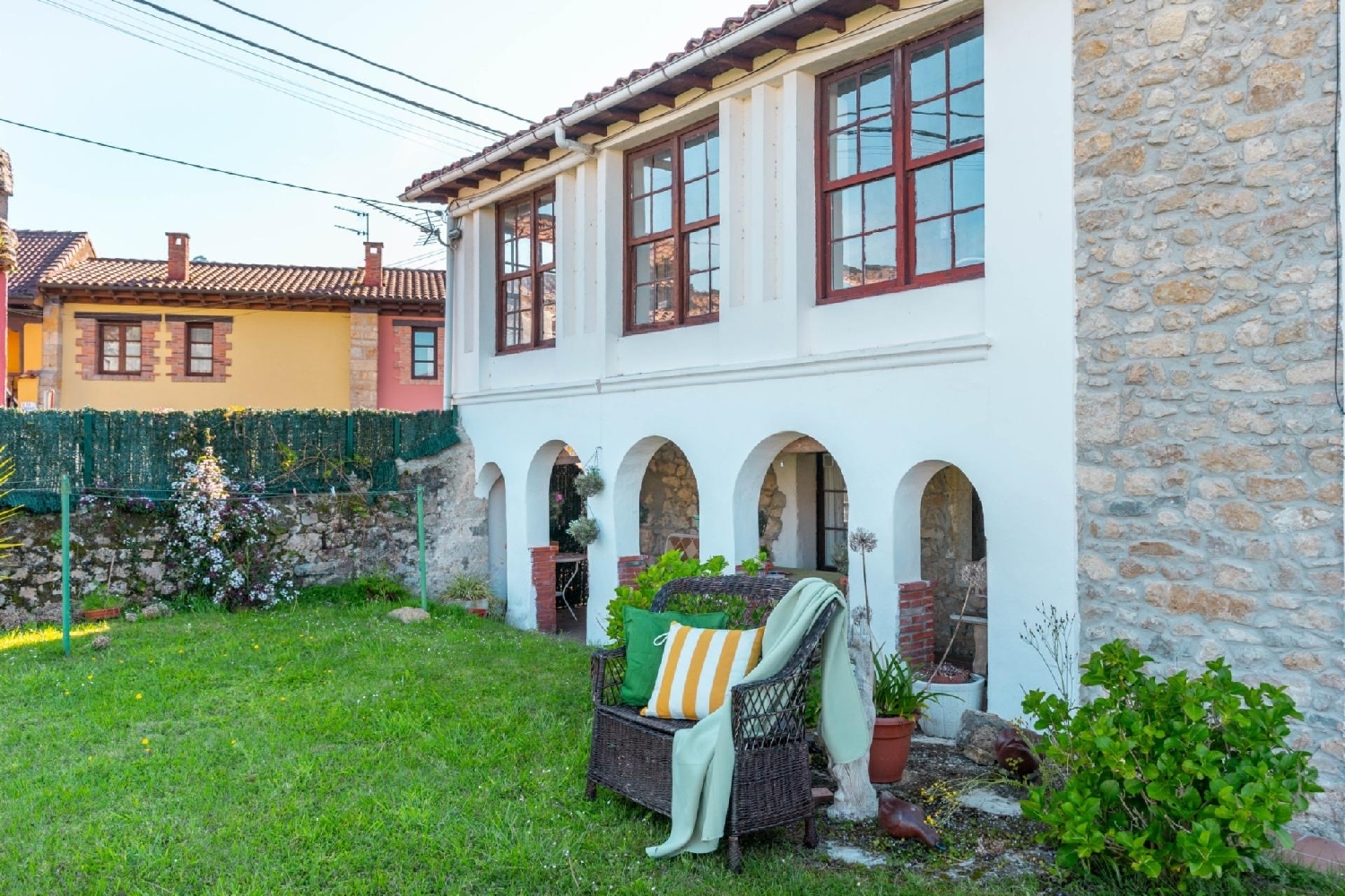  till salu hus Colombres Oriente 5