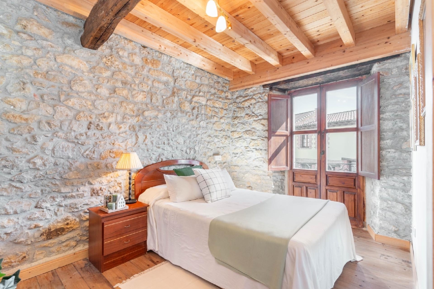  till salu hus Colombres Oriente 2