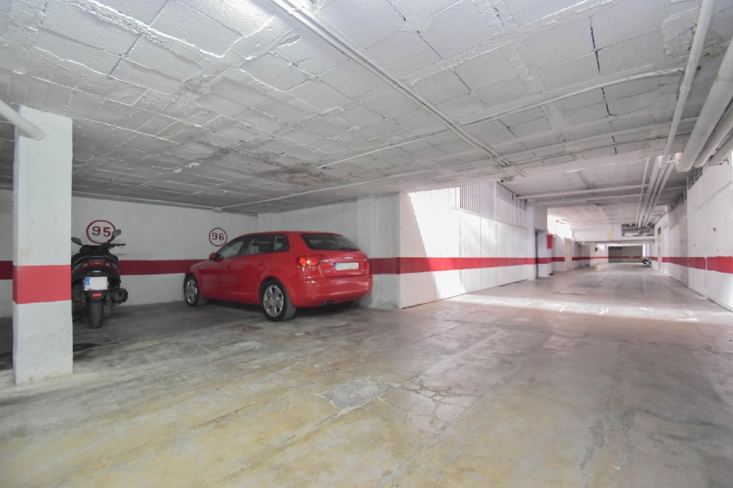  te koop parkeerplaats Barrio De Granada Alacantí 7