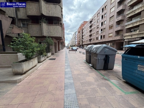 León De Abaixo Arzúa parking foto 6291842