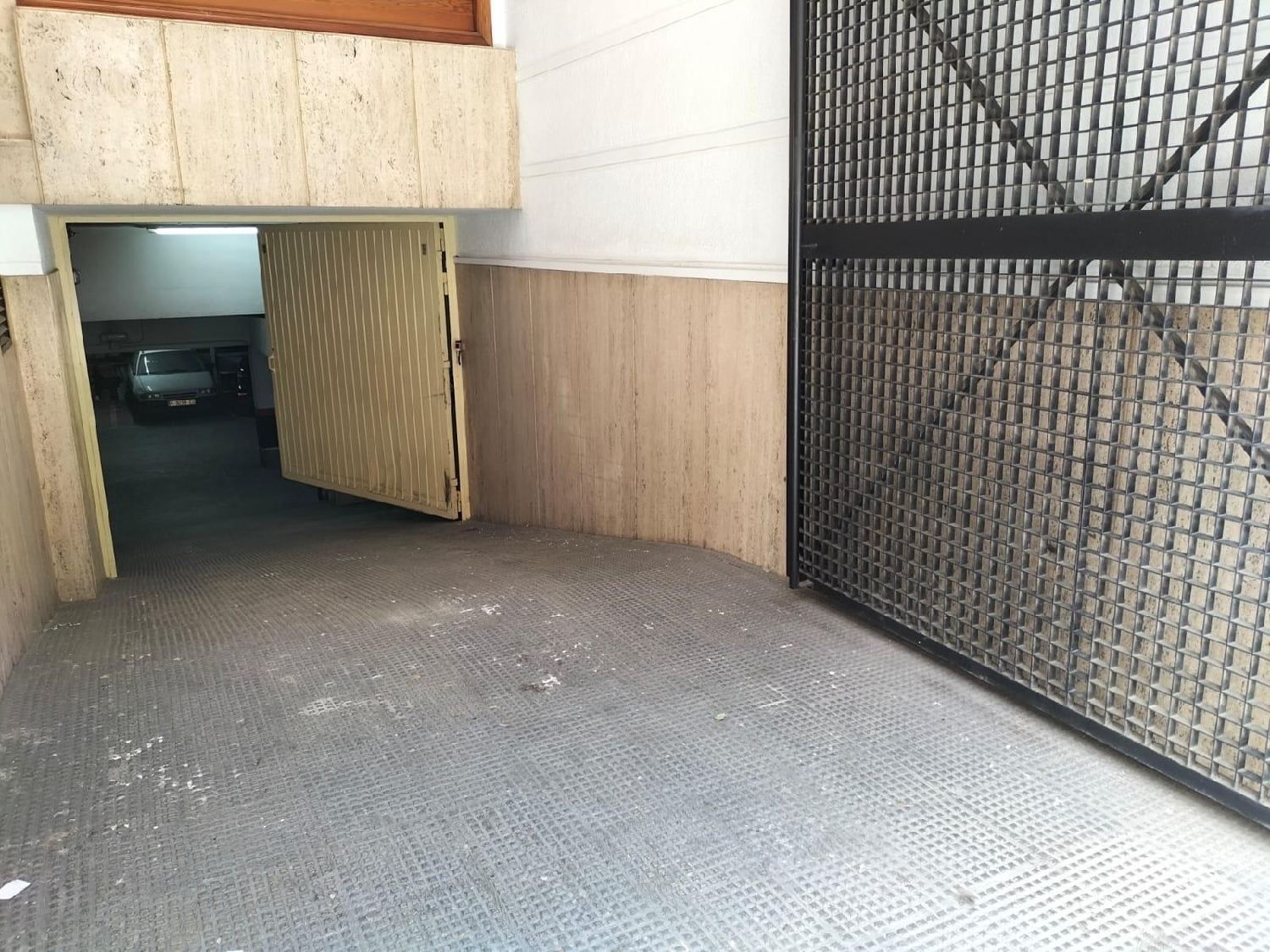 for sale parking space Valencia Valencia 2
