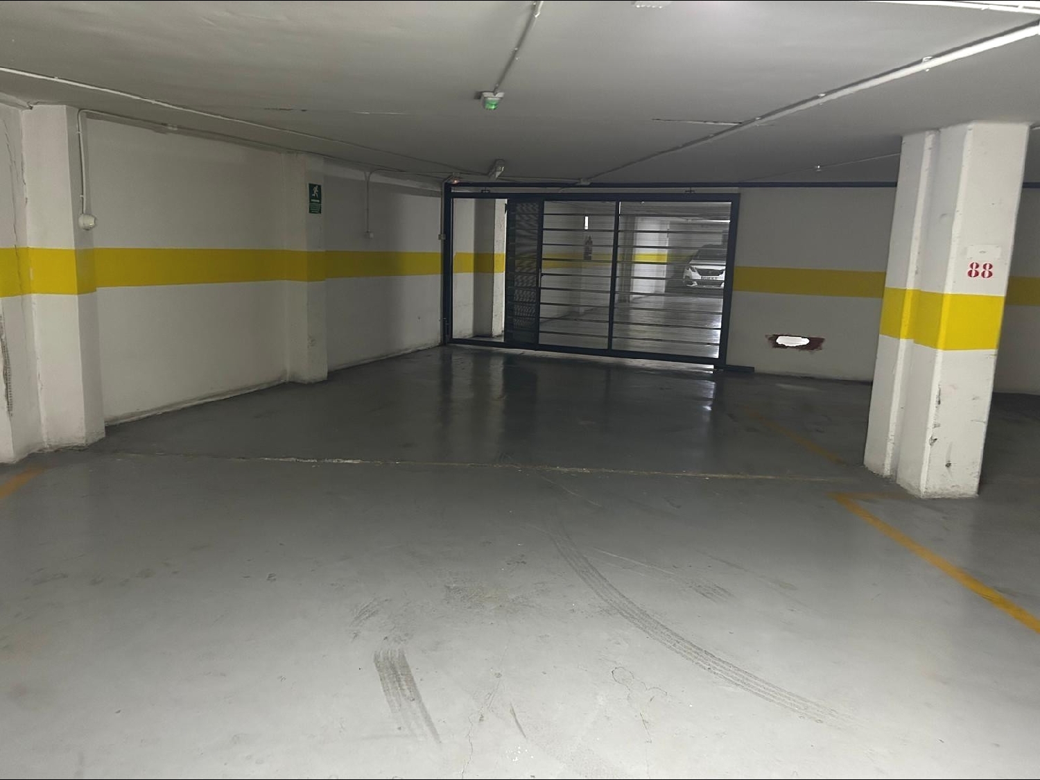 for sale parking space Valencia Valencia 8