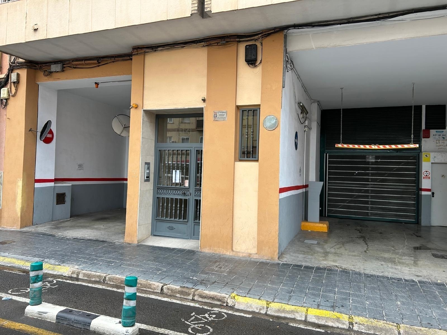 for sale parking space Valencia Valencia 2