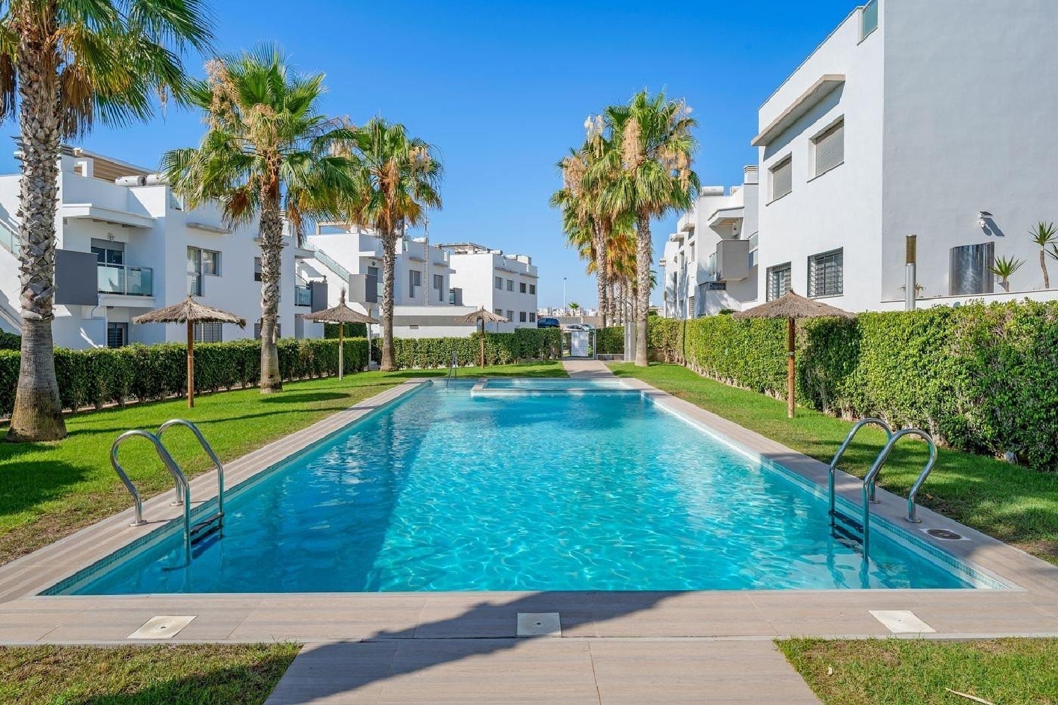 te koop penthouse Torrevieja Baix Segura 2