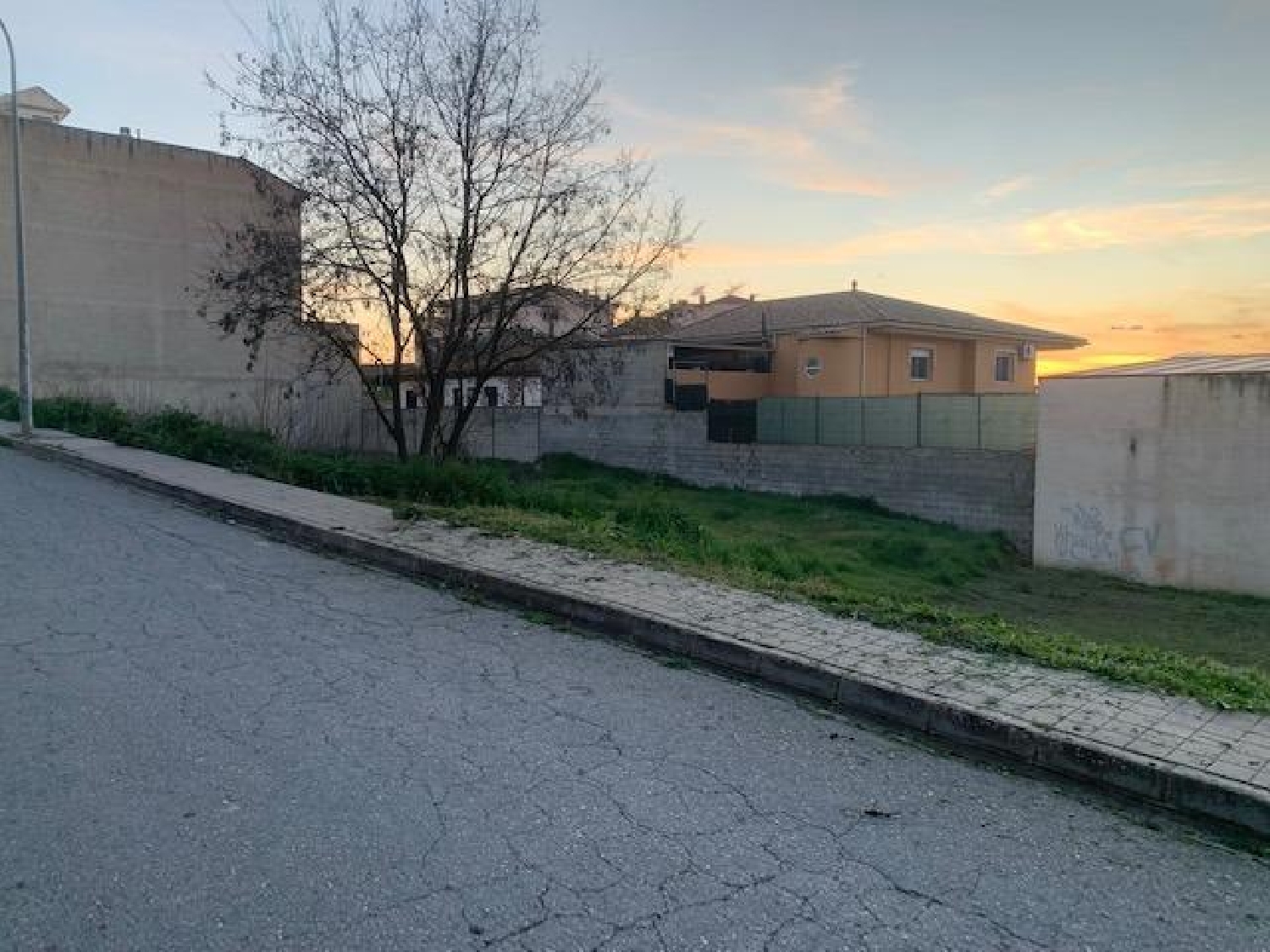  te koop perceel A Cacharela Santiago 1